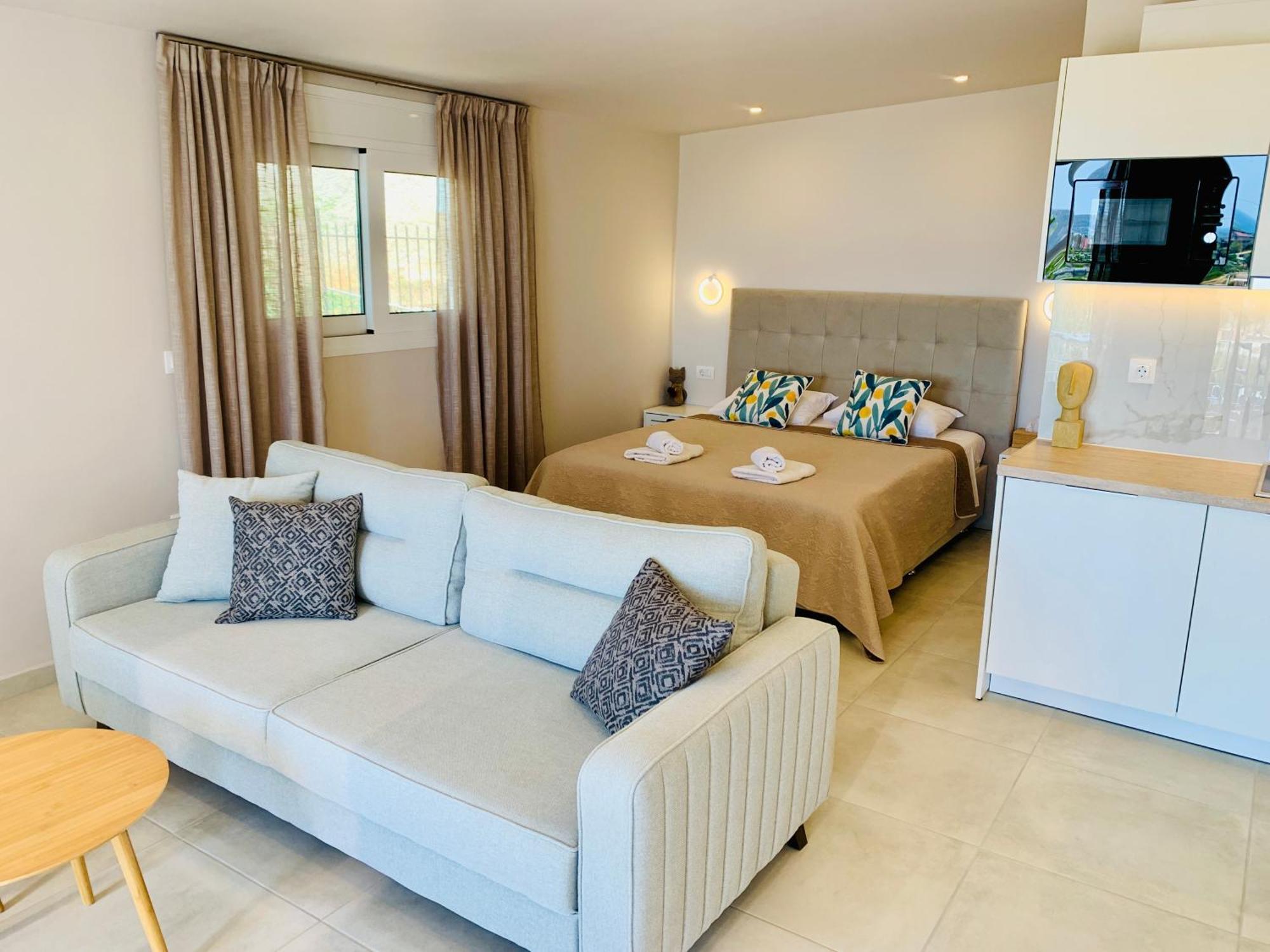 Thelfi Luxury Studio In Attica - Close To Varkiza Beach - Sea View Βάρη Εξωτερικό φωτογραφία