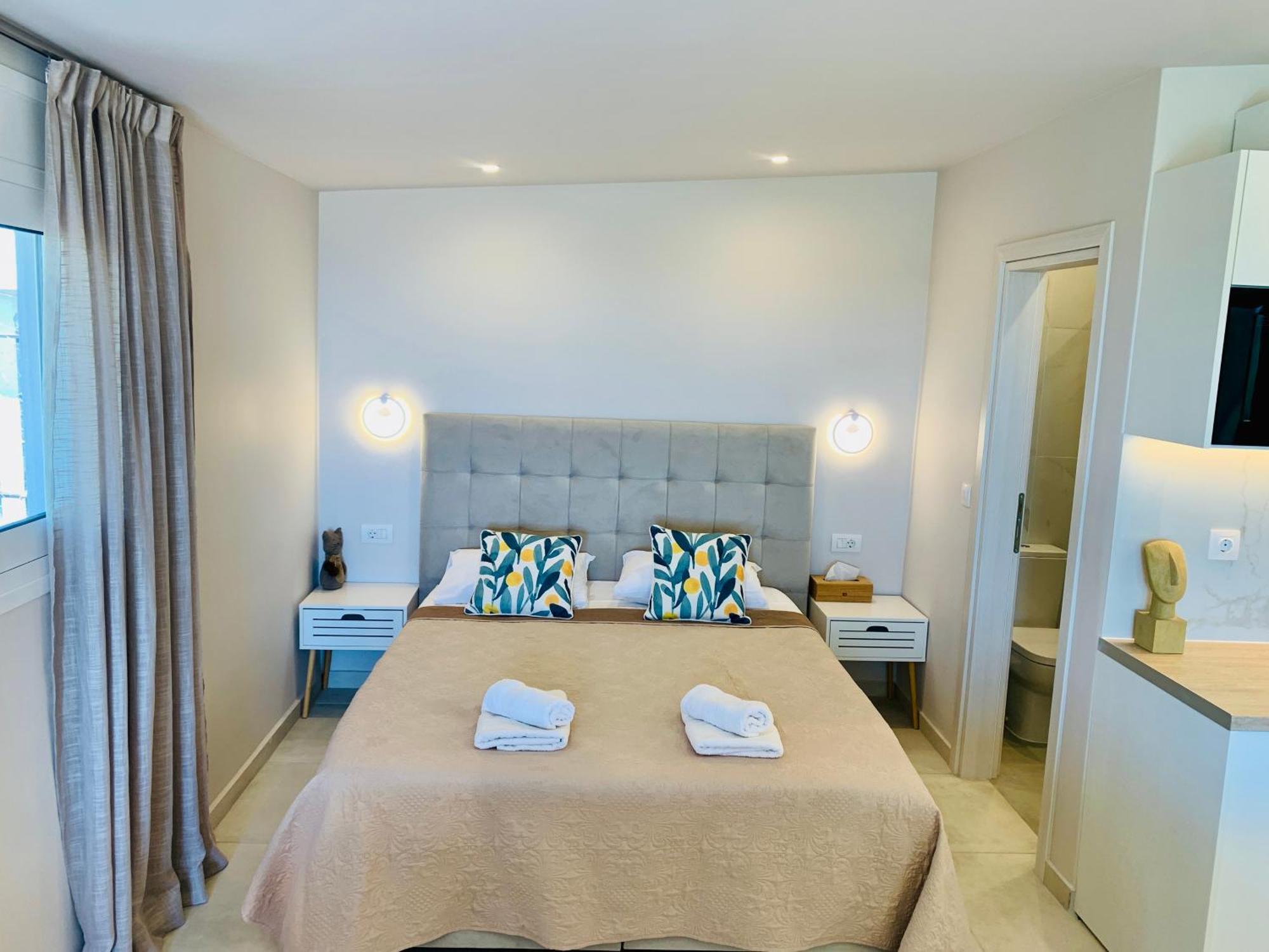 Thelfi Luxury Studio In Attica - Close To Varkiza Beach - Sea View Βάρη Εξωτερικό φωτογραφία