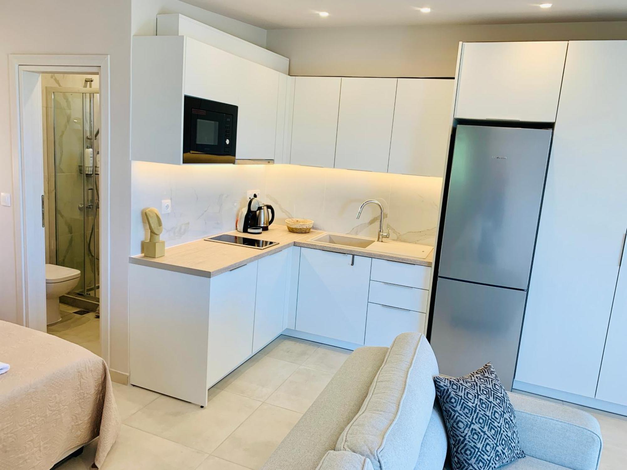 Thelfi Luxury Studio In Attica - Close To Varkiza Beach - Sea View Βάρη Εξωτερικό φωτογραφία