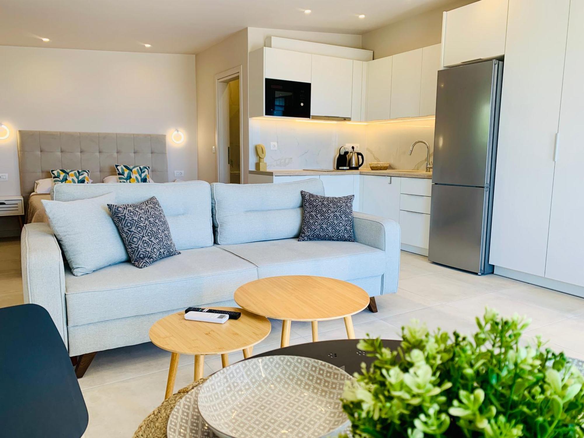 Thelfi Luxury Studio In Attica - Close To Varkiza Beach - Sea View Βάρη Εξωτερικό φωτογραφία