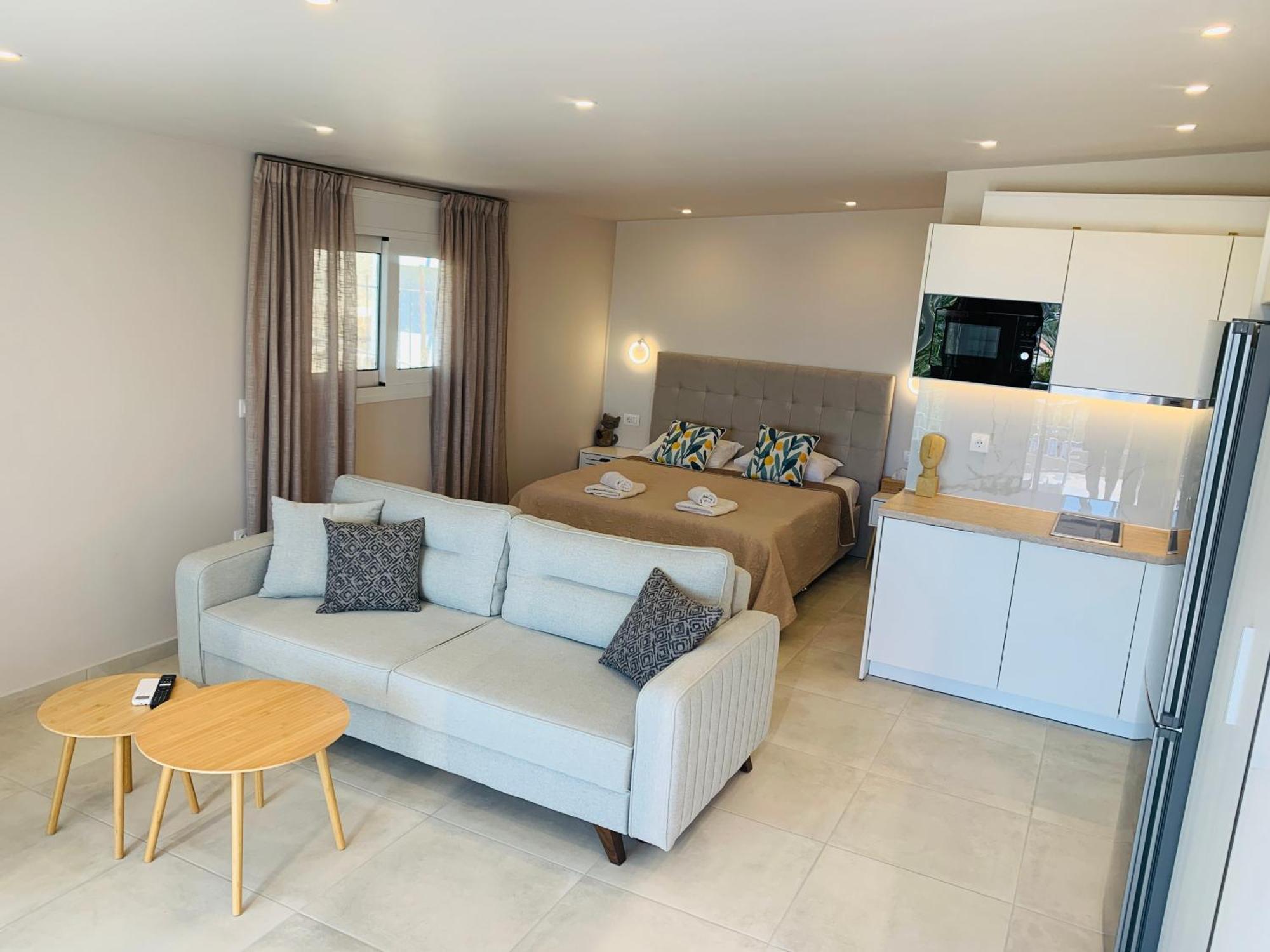 Thelfi Luxury Studio In Attica - Close To Varkiza Beach - Sea View Βάρη Εξωτερικό φωτογραφία